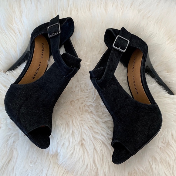 Chinese Laundry Black Jolt Bootie NWT - Picture 6 of 8